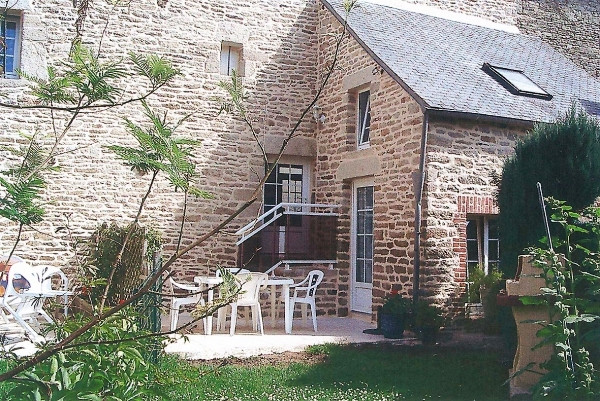 photo 0