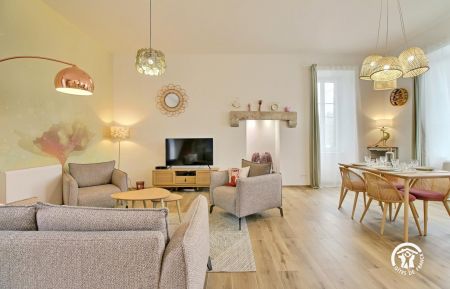 G&icirc;te n&deg;56G2084 Saint-Barth&eacute;lemy - Morbihan - Salon/s&eacute;jour