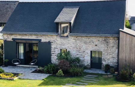 G&icirc;te n&deg;56G16256 Ploemeur - Morbihan - Long&egrave;re bretonne qui vous accueillera pour vos prochaines vacances