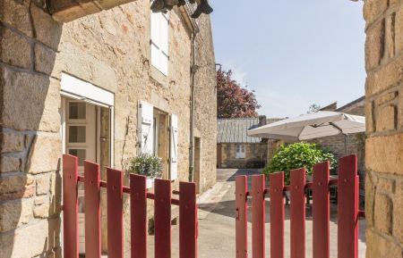 G&icirc;te n&deg;56G22032 Sainte-H&eacute;l&egrave;ne - Morbihan - photo